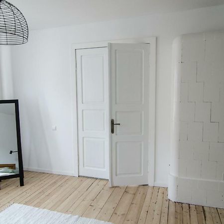 Frankenstein Girl Apartment เลียปาญา ภายนอก รูปภาพ