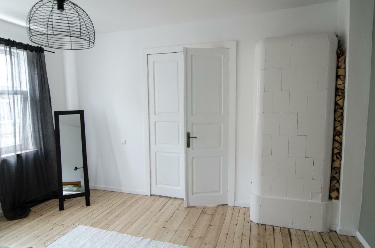 Frankenstein Girl Apartment เลียปาญา ภายนอก รูปภาพ