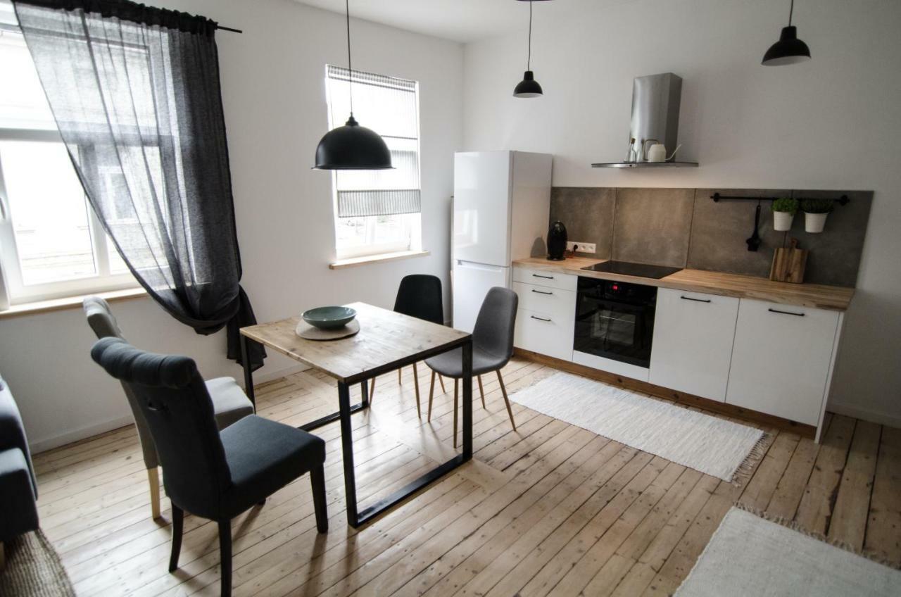 Frankenstein Girl Apartment เลียปาญา ภายนอก รูปภาพ